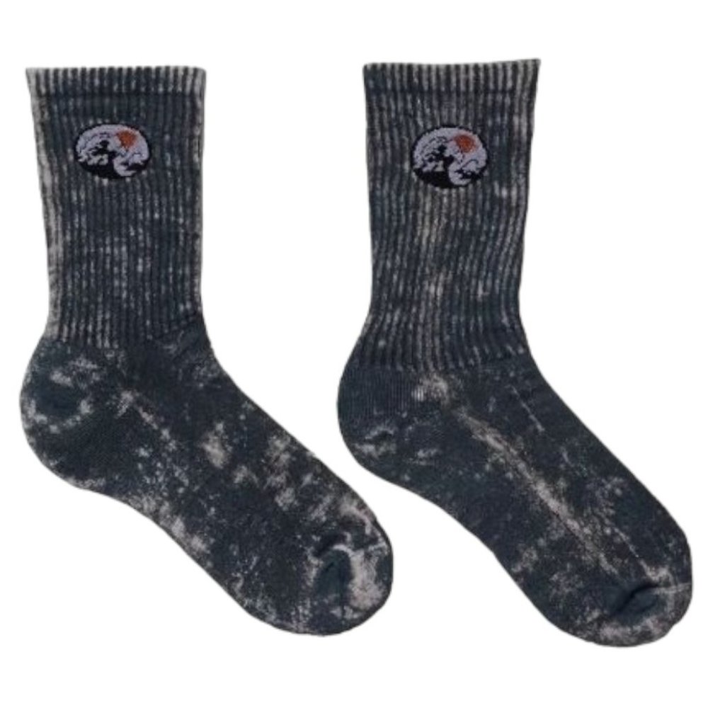 Urban Outfitters Unisex Black Acid Wash Japan Great Wave off Kanagawa Crew Sock